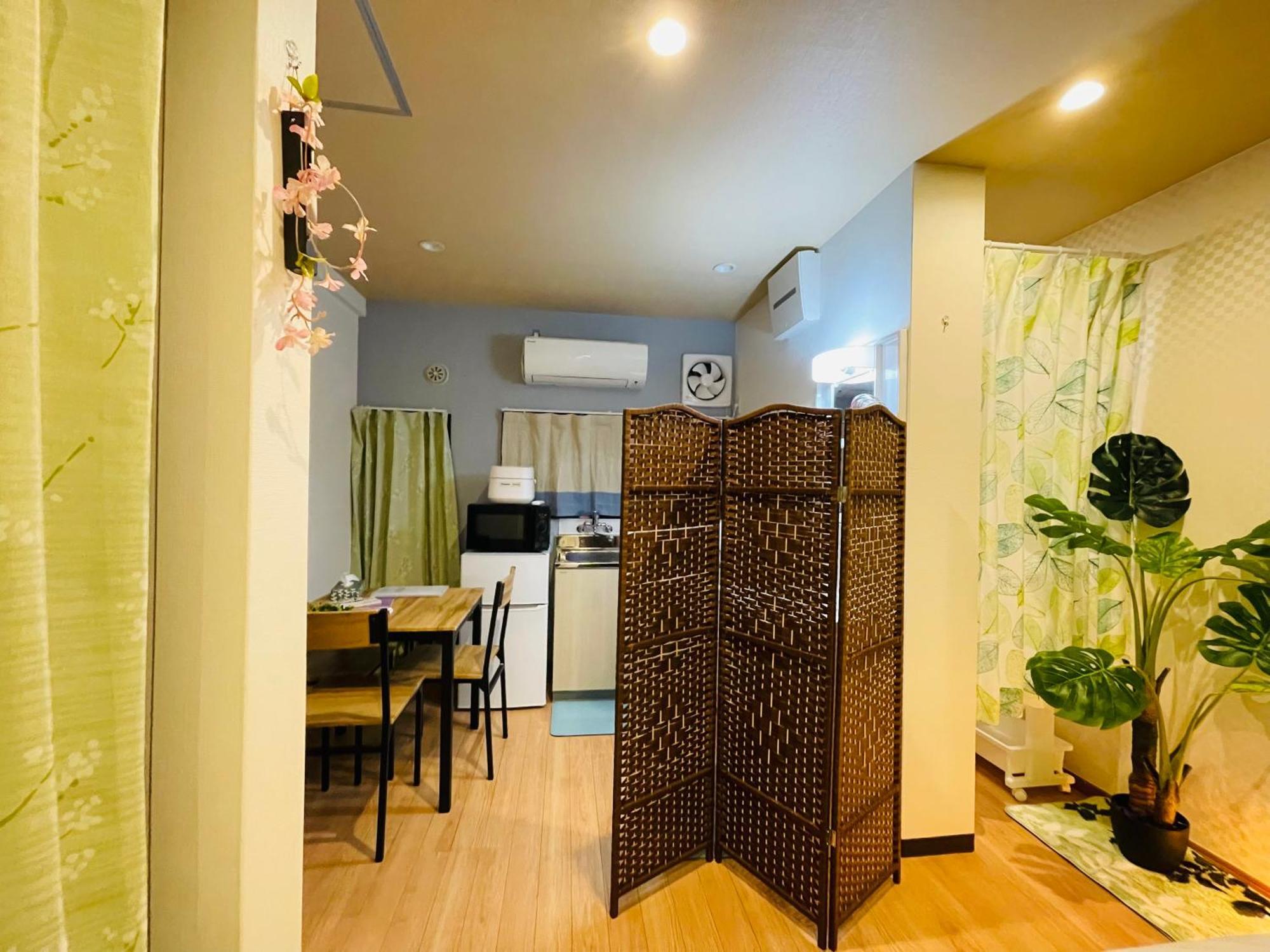 Villa 難波心斎橋10 Minutes民宿3号室 Ōsaka Exterior foto