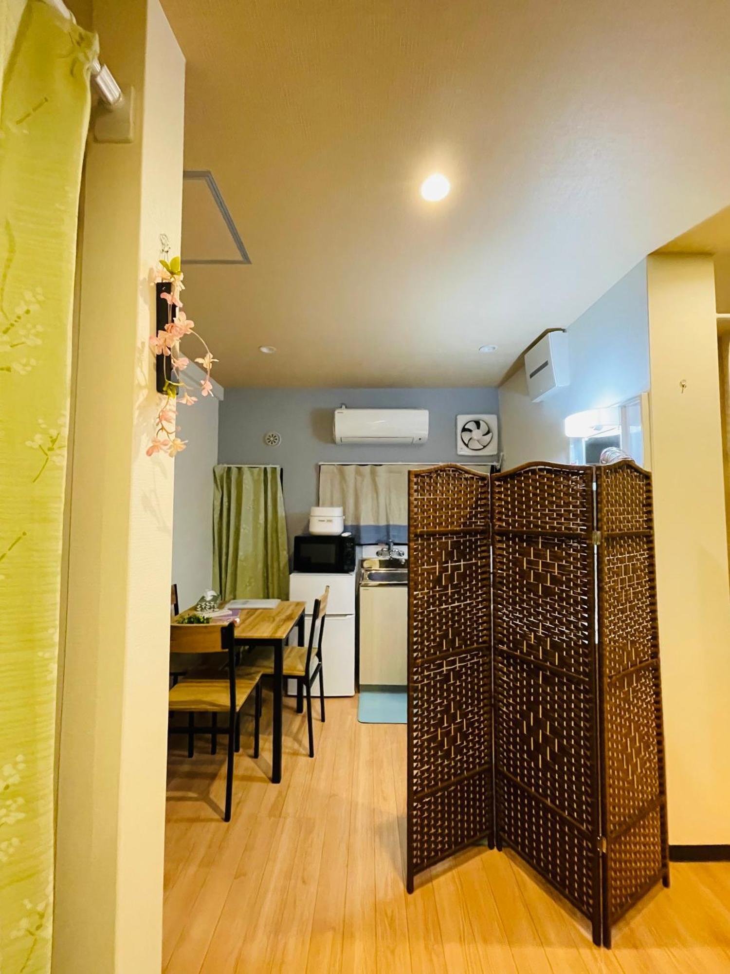 Villa 難波心斎橋10 Minutes民宿3号室 Ōsaka Exterior foto